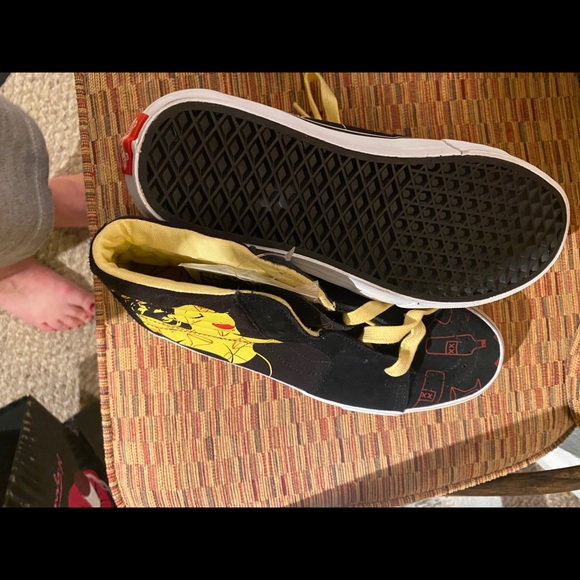 Van’s Sneakers - Picture 4 of 4